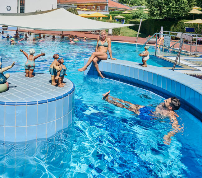 Gutschein Übernachtungspaket mit Therme, Hamam und Massage, Wohlfühl-Therme Bad Griesbach